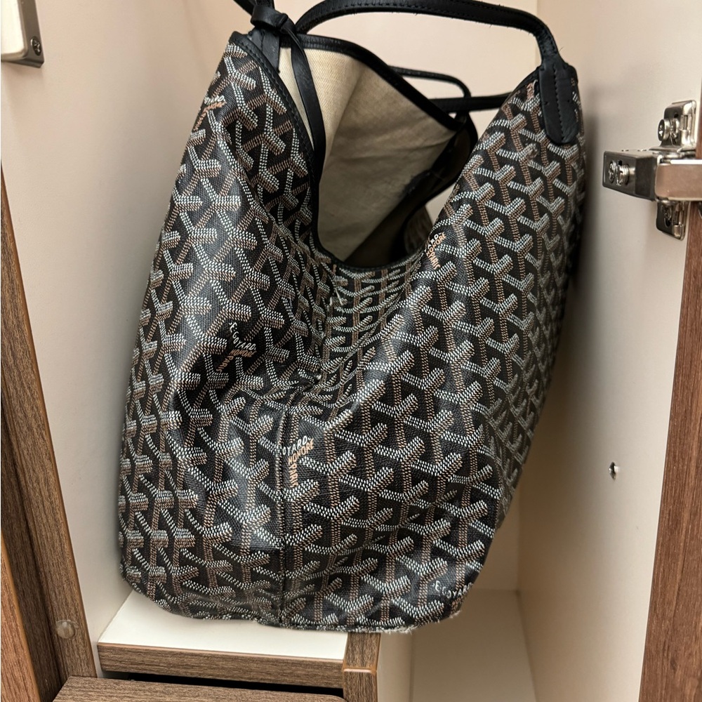 Authentic Goyard tote bag Black GM preloved